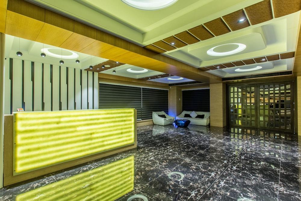 Hotel Abika Elite Ujjain Zewnętrze zdjęcie