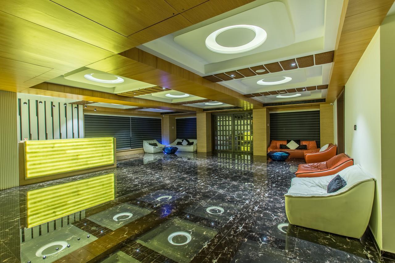 Hotel Abika Elite Ujjain Zewnętrze zdjęcie