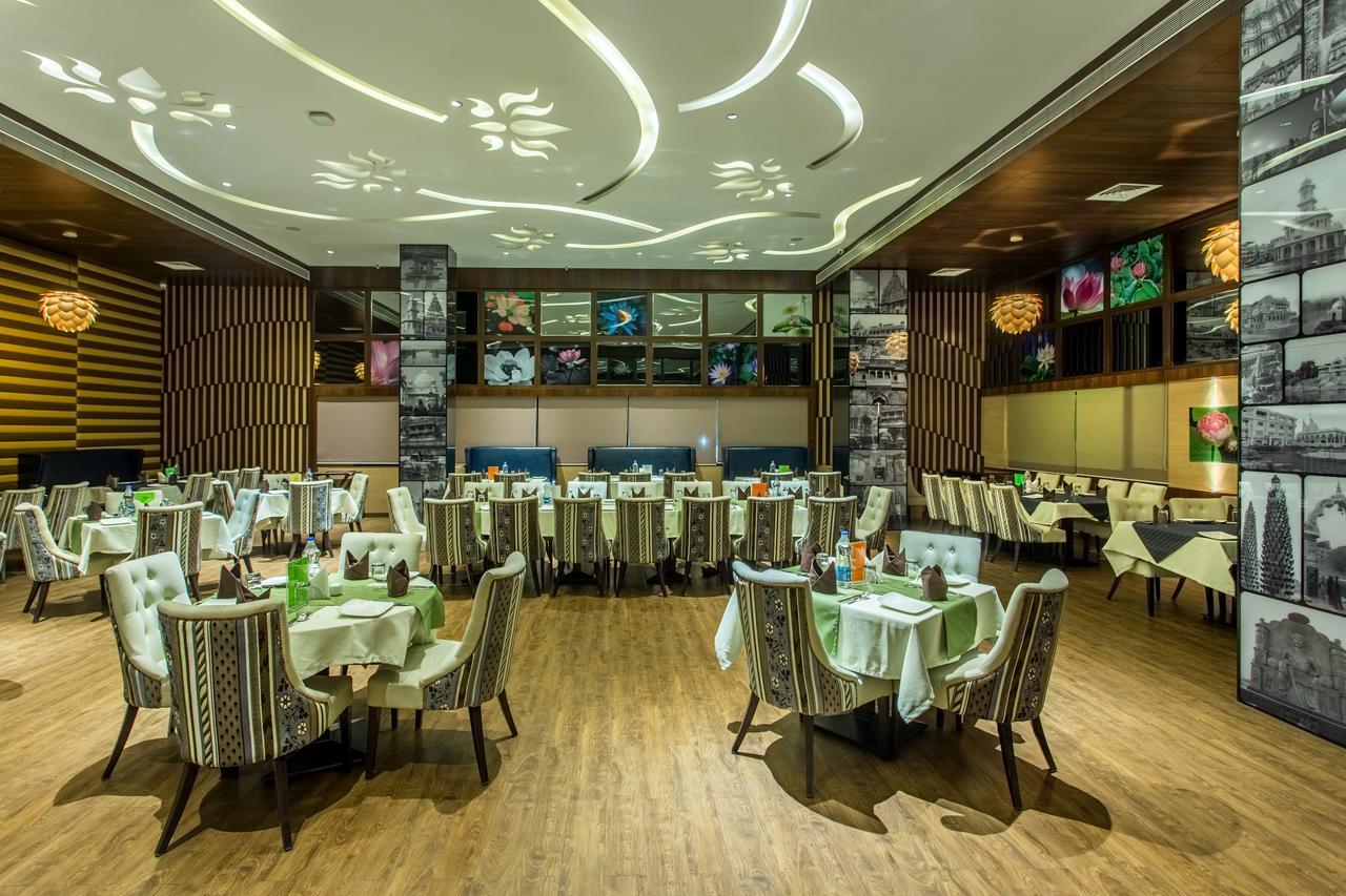 Hotel Abika Elite Ujjain Zewnętrze zdjęcie