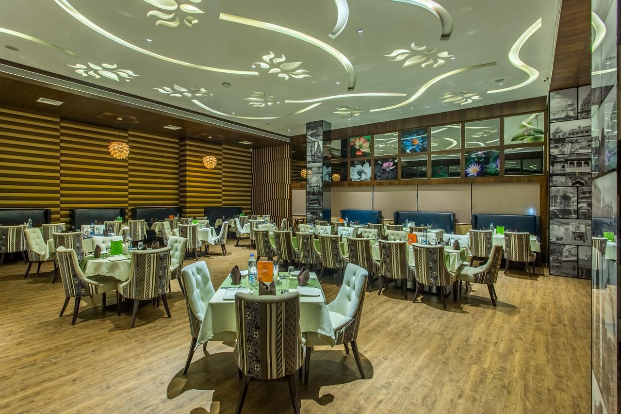 Hotel Abika Elite Ujjain Zewnętrze zdjęcie